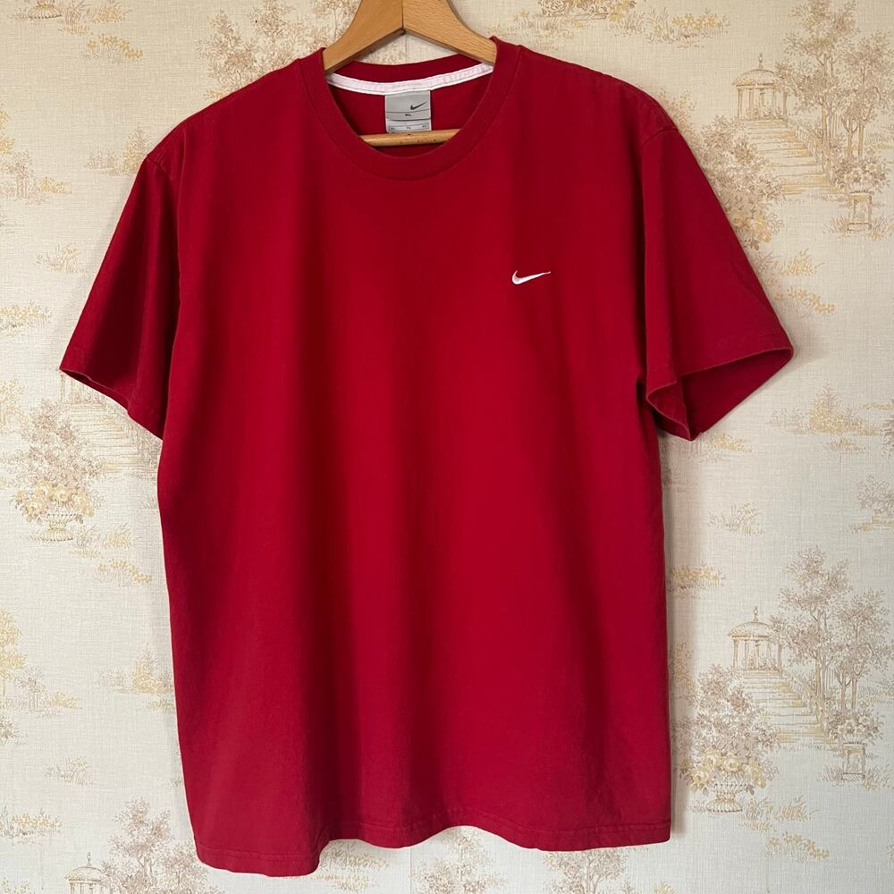 Vintage 90s Nike Mini Swoosh T-Shirt | Red Embroidered Blank | Size XL